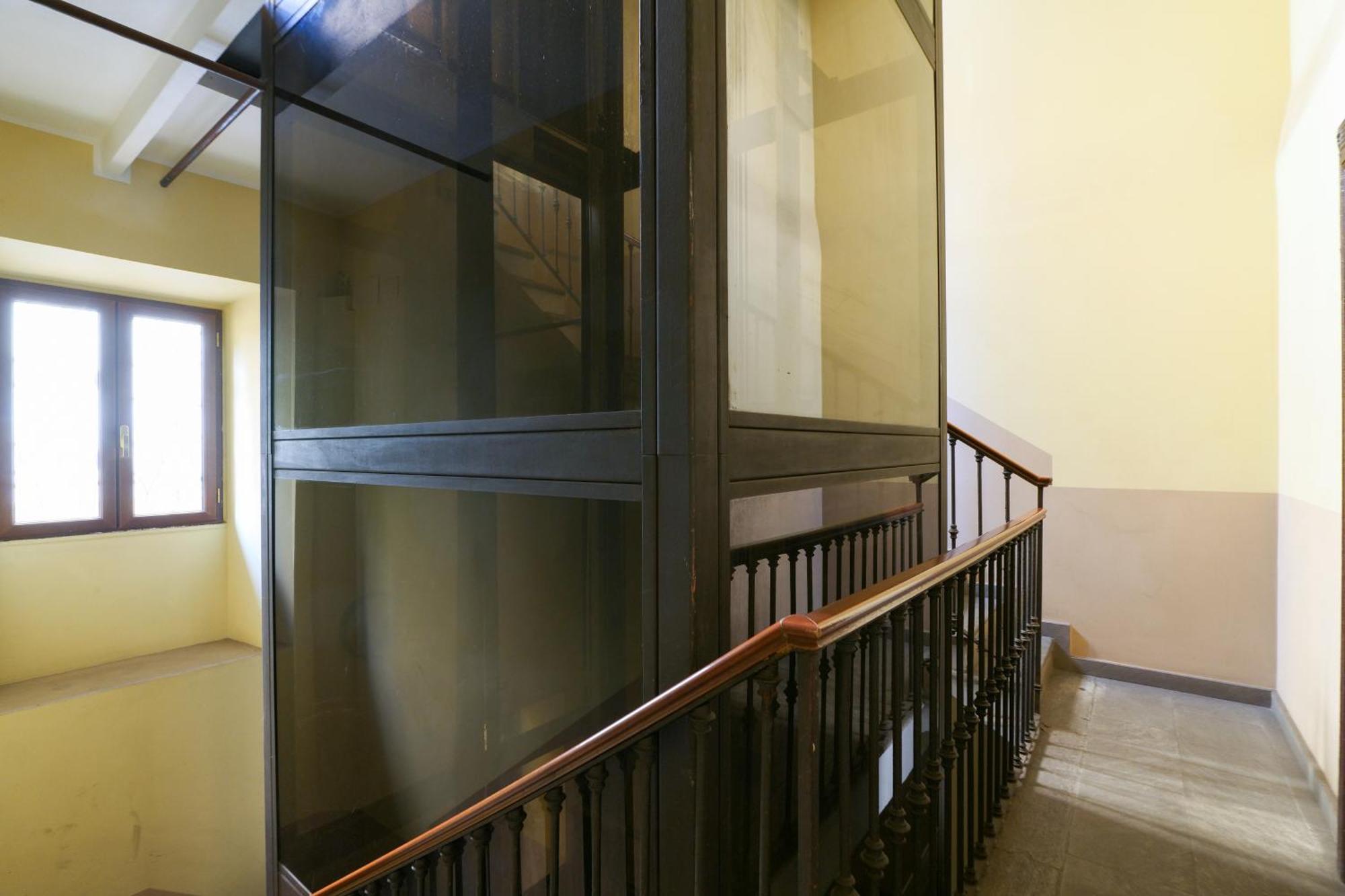Elegant Rosales Apt. Милано Екстериор снимка